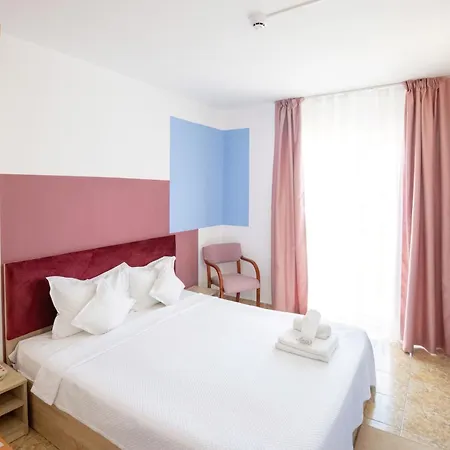 Hotel Modern