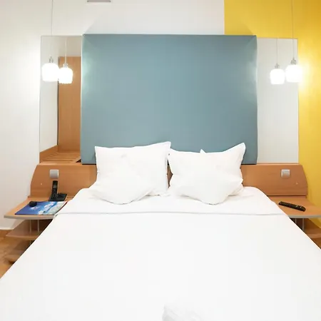 Modern 4* Mamaia