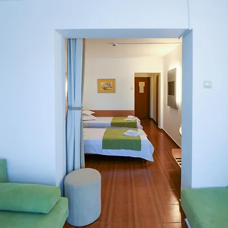 Complex Modern 4* Mamaia