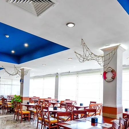 Complex Modern 4* Mamaia