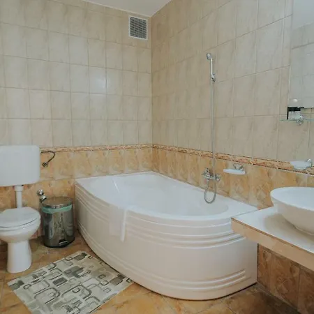 Complex Modern Hotell 4*